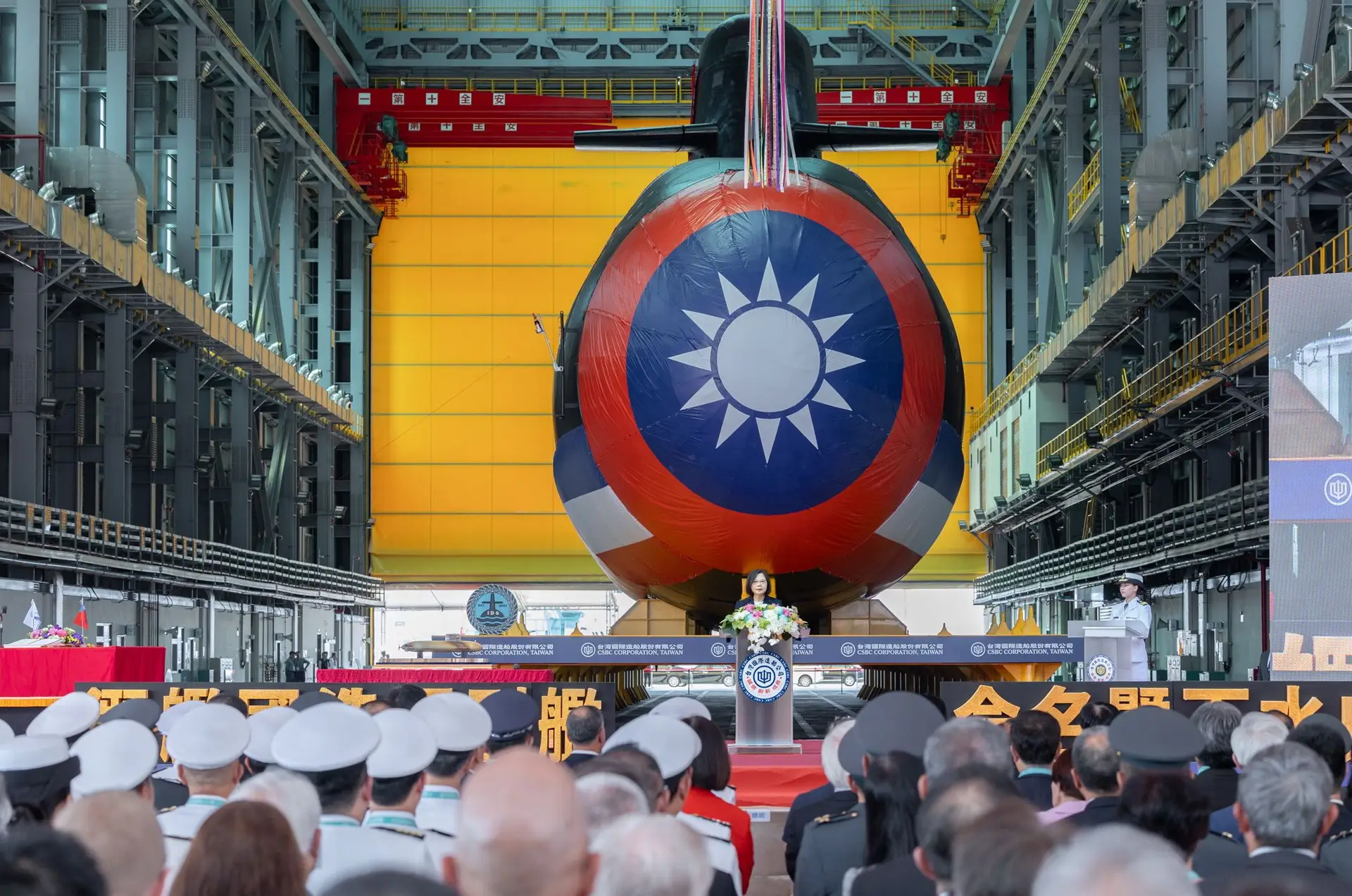 Taiwan apresentou "Haikun", um submarino desenvolvido na região para defesa contra manobras da China