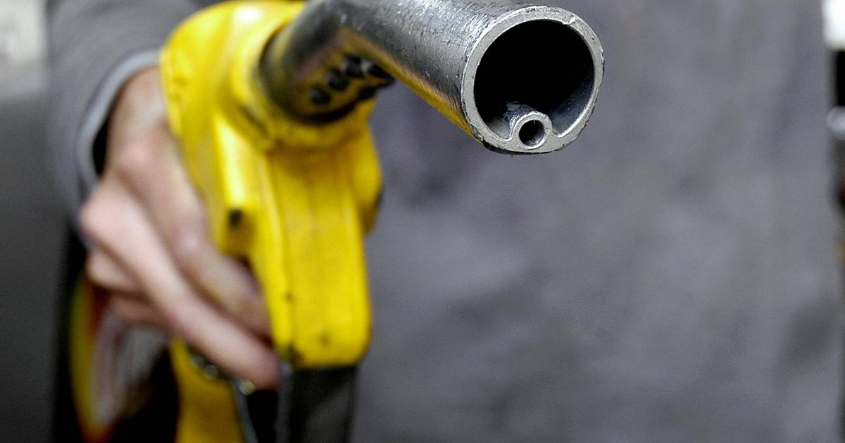 Depois de cinco semanas a subir, preço dos combustíveis desce para a semana