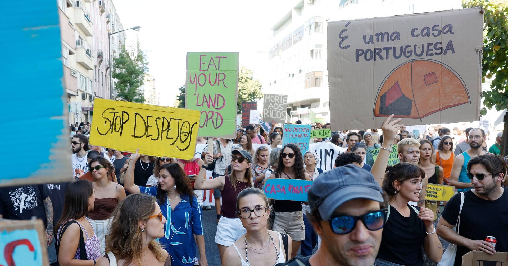 Featured image for article: EU Parliament Proposes Solutions for Portugal's Housing Crisis: Less Bureaucracy, More Homebuyer Support