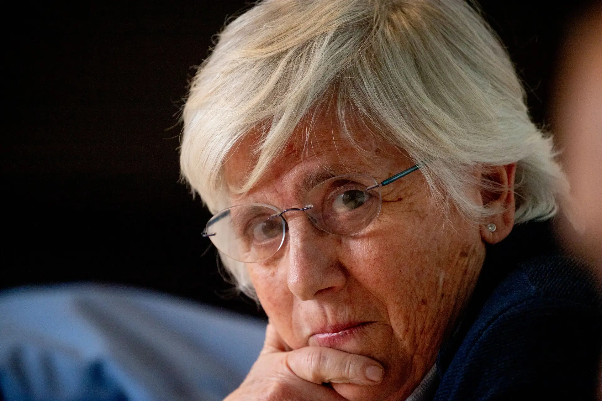 Clara Ponsatí, independentista do JxC: “Nesta fase, a amnistia beneficia muito mais Espanha do que a Catalunha” e Sánchez sabe-o