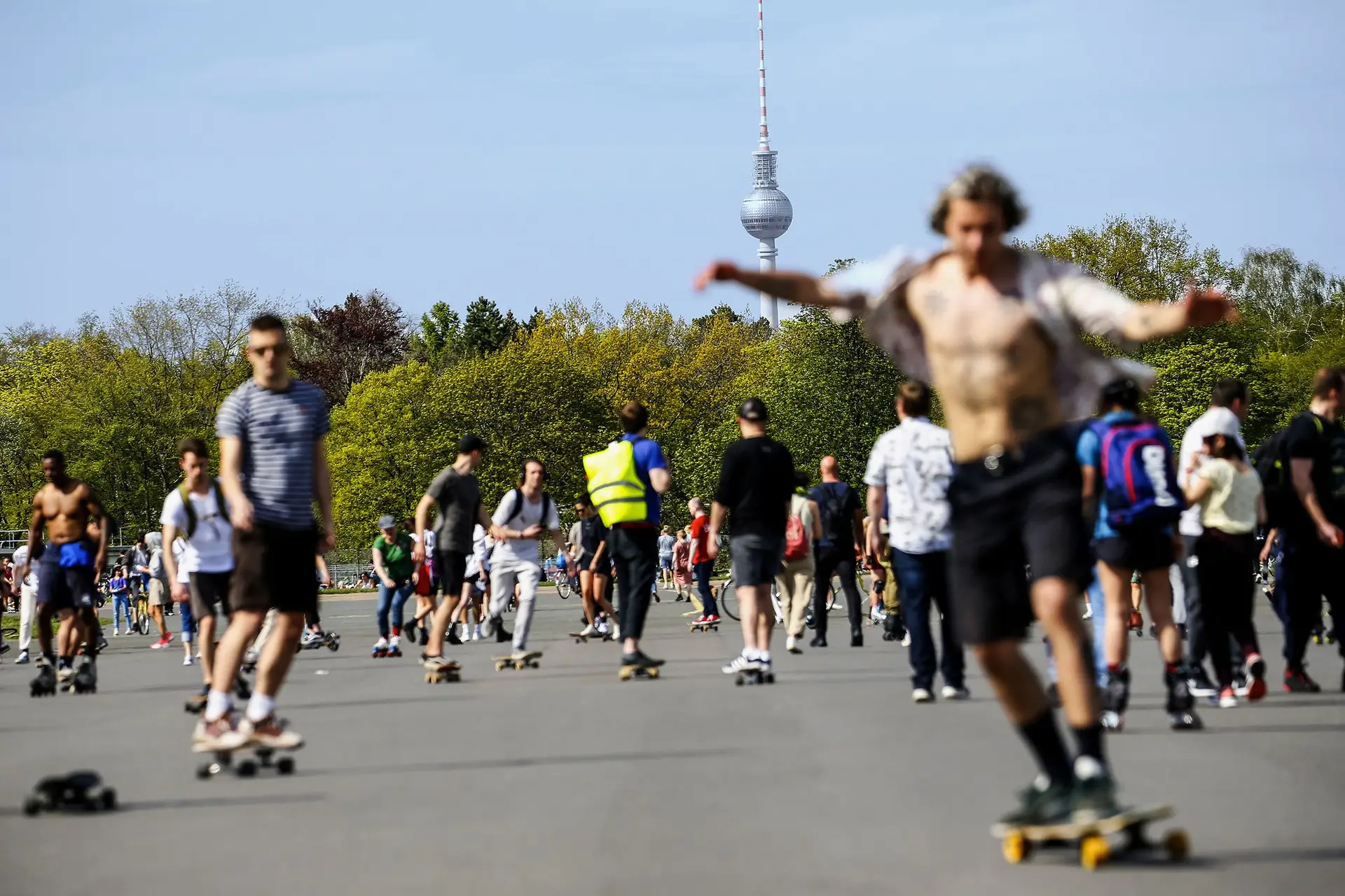Renovação Tempelhof, o antigo aeroporto de Berlim, está hoje transformado no maior parque urbano do mundo, com 380 hectares de área