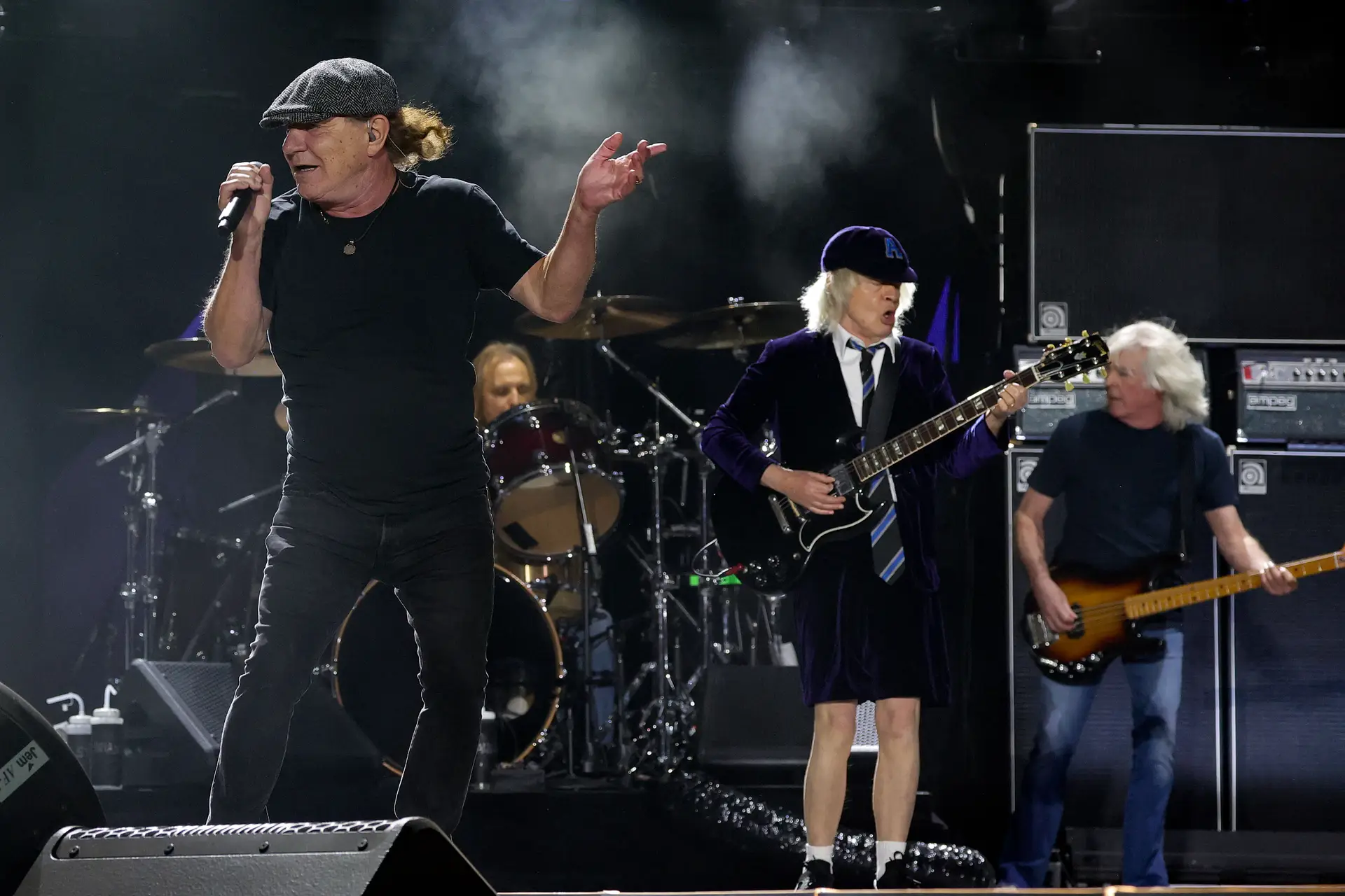 AC/DC dão primeiro concerto em sete anos: veja os vídeos