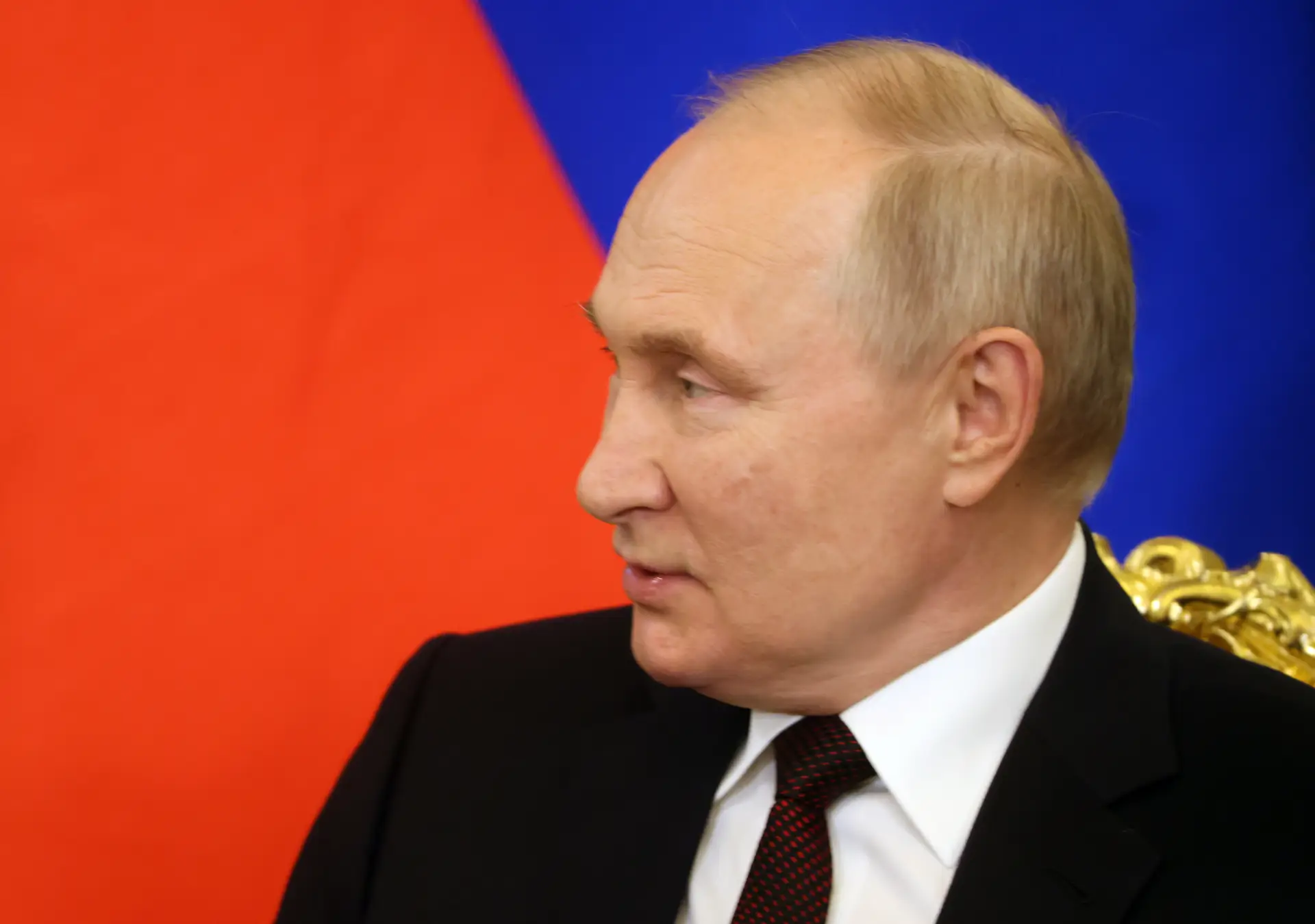 Rússia acusa Ucrânia de interferir em protestos antissemitas que levaram ao fecho de aeroporto no Daguestão