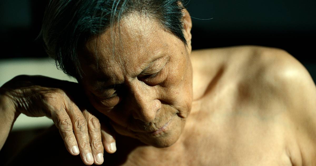 O DocLisboa arranca com um filme assombroso: Wang Xilin, 86 anos, está nu e só