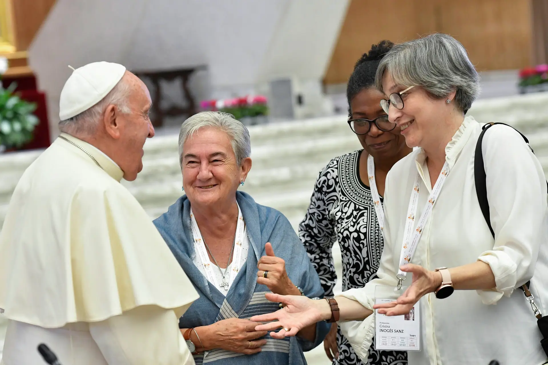 Sínodo: lugar da mulher na Igreja Católica não fica igual - Expresso