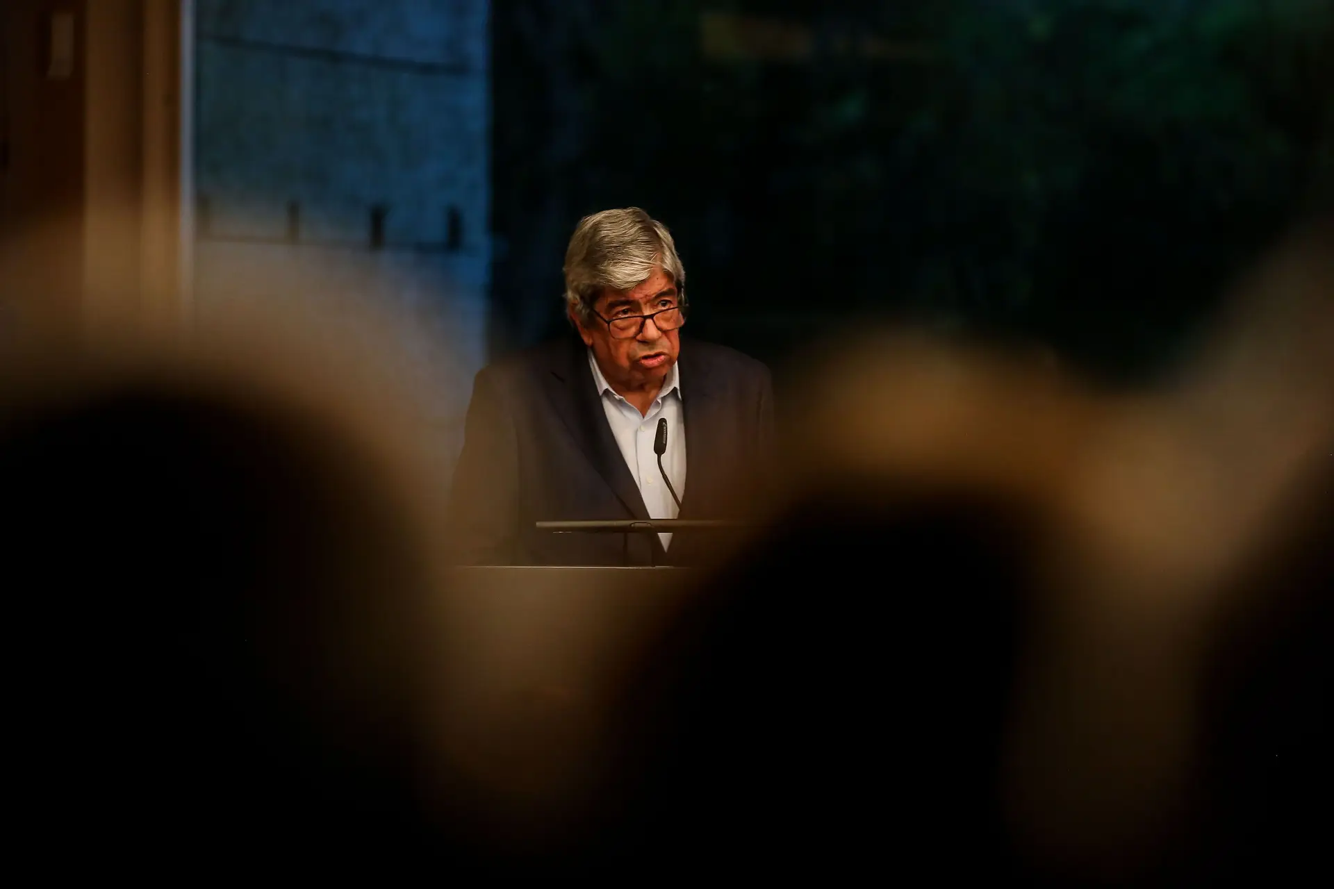 Ferro Rodrigues manifesta "indignação pelas mentiras de Carlos Moedas" sobre Jorge Coelho