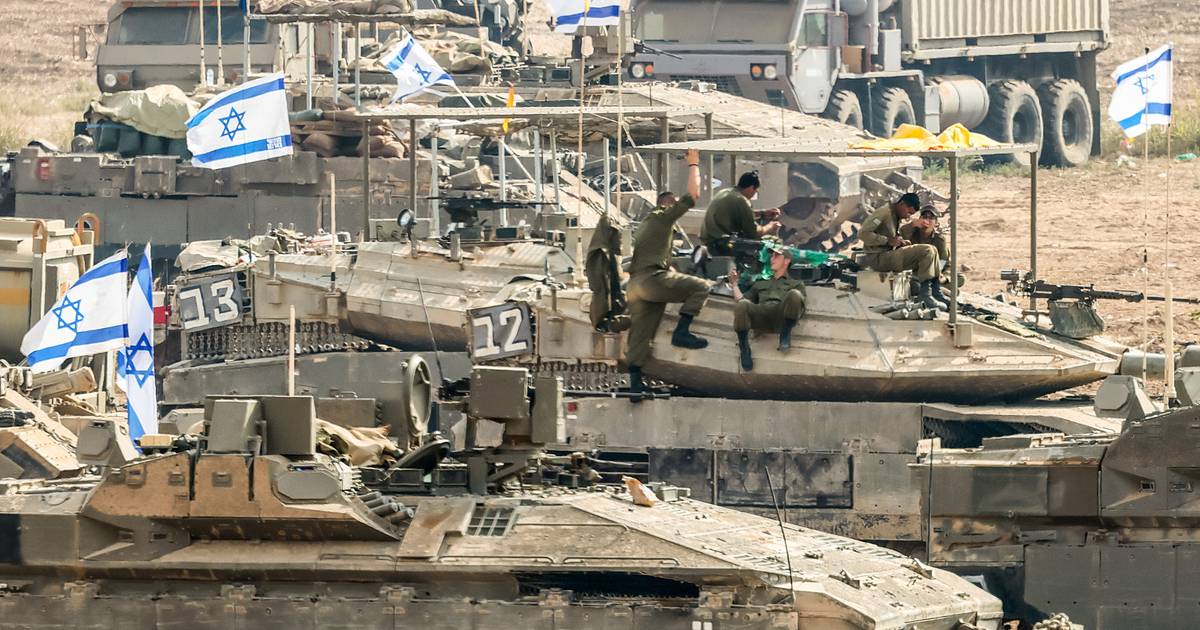 Israel fez incursão terrestre relâmpago em Gaza, objetivo terá sido preparar a invasão em larga escala