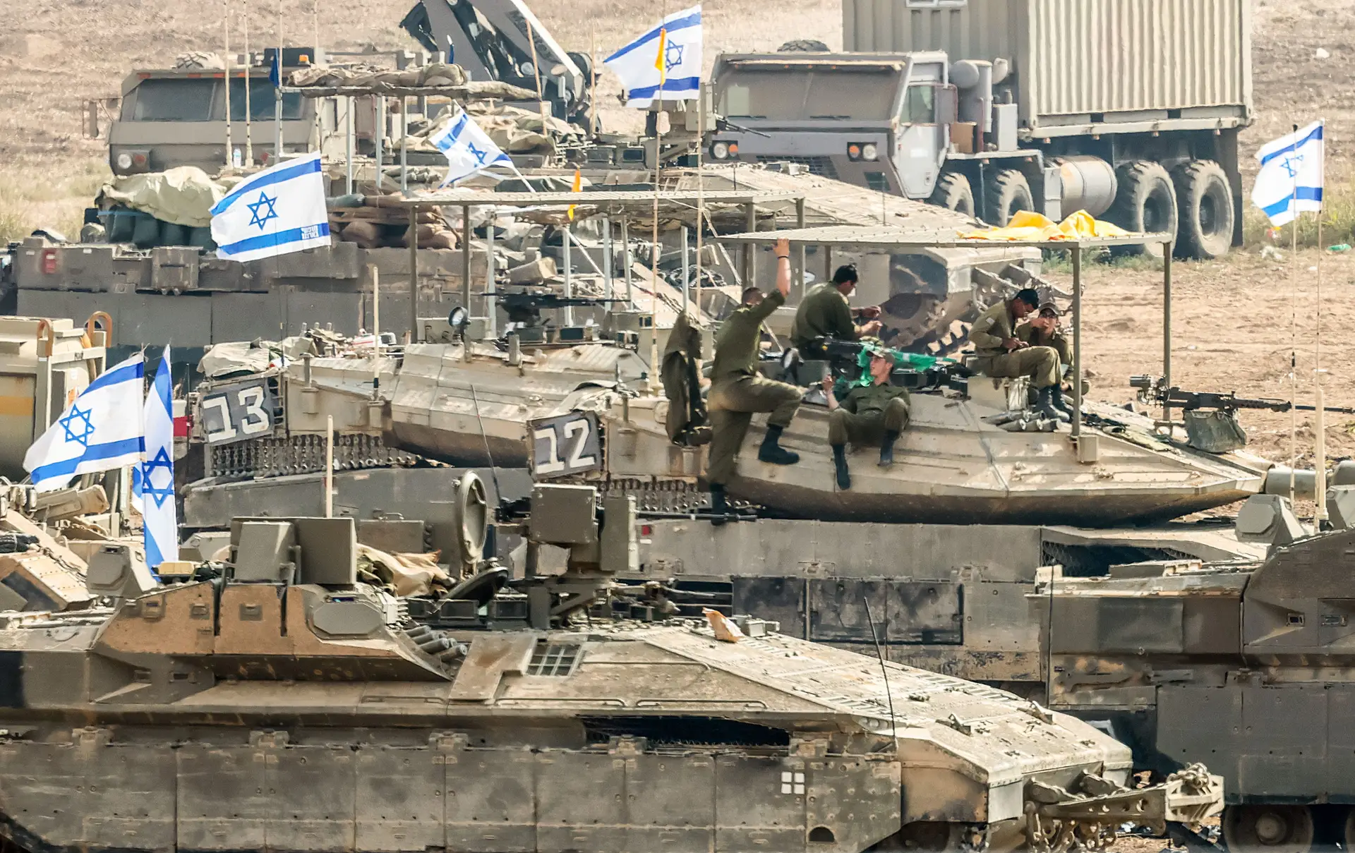 Banco de Israel revê crescimento em baixa mas não corta os juros