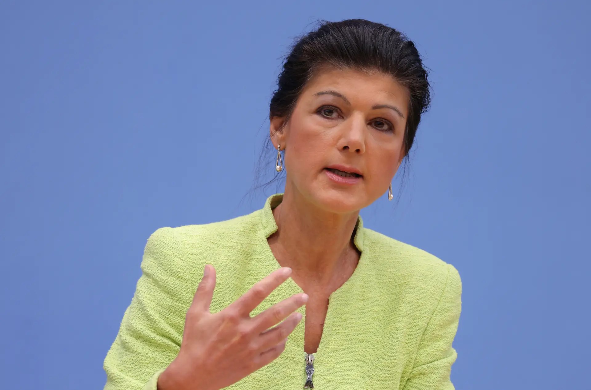 A política alemã Sahra Wagenknecht na apresentação da sua aliança política BSW ("Buendnis Sahra Wagenkt") para os meios de comunicação social, a 23 de Outubro de 2023