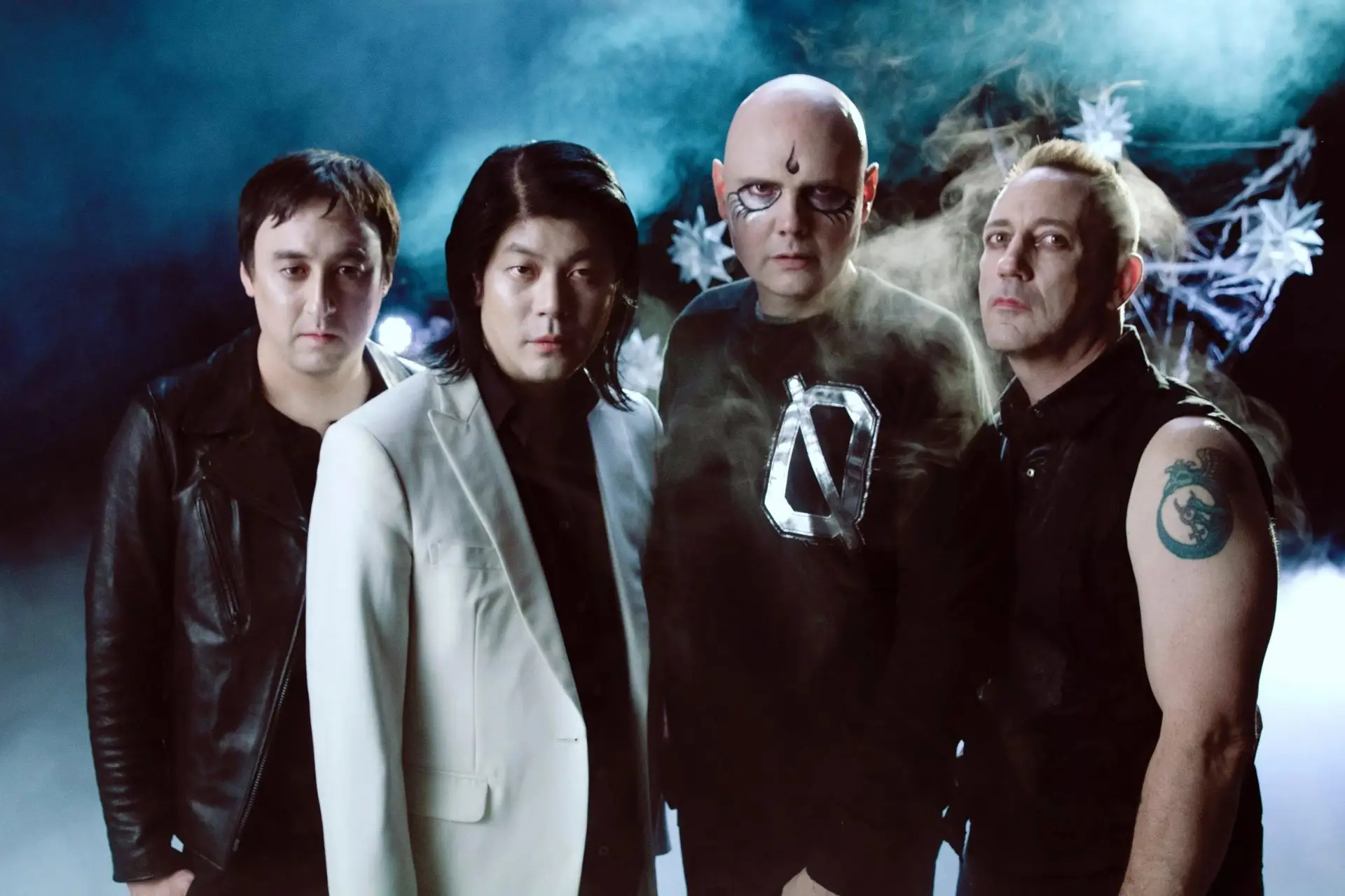 Billy Corgan não quer tocar as canções icónicas dos Smashing Pumpkins nos concertos: “Estou-me nas tintas para se são clássicos ou não”