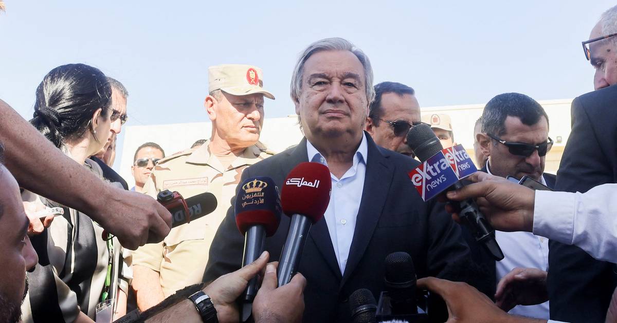 António Guterres condena 