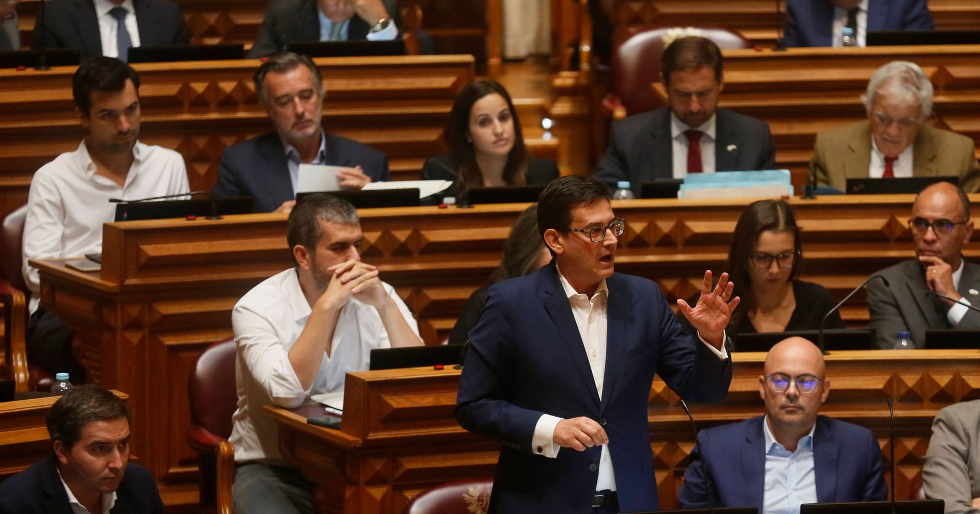 Caso Das Gémeas Ps Chumba Audição Urgente De Marta Temido E António