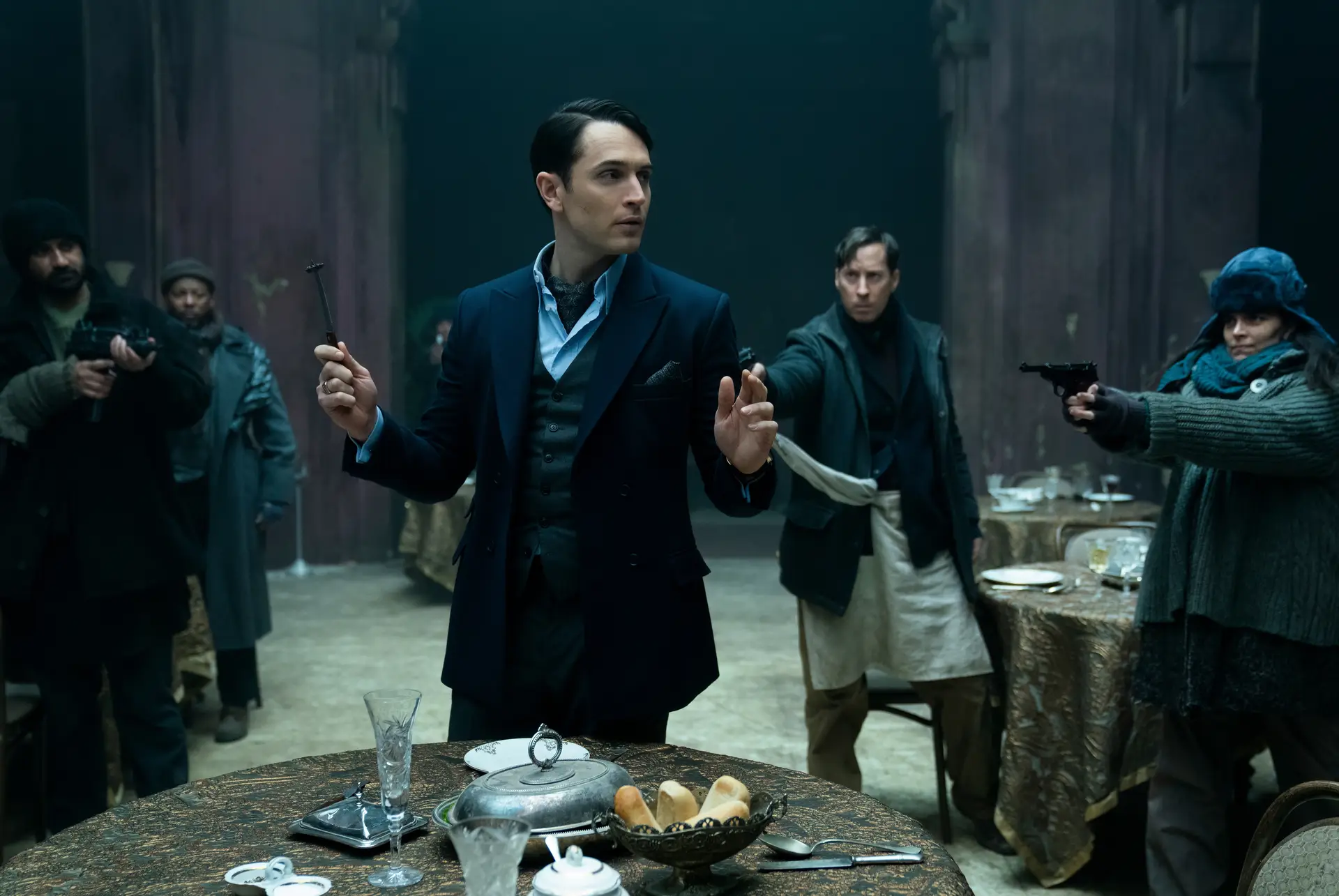 Televisão: “The Continental”, um hotel de 5 estrelas diferente