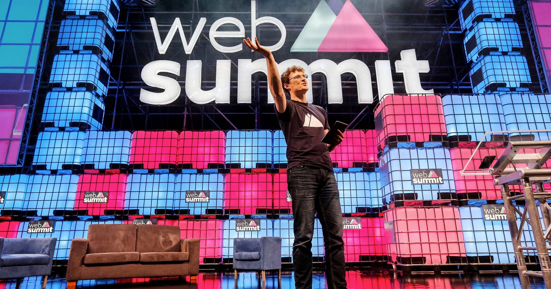 Rescisão de contrato obriga a pagar todas as Web Summits até 2028 ...