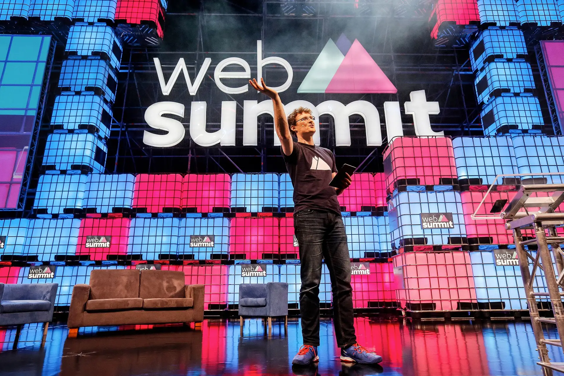 Paddy Cosgrave demitiu-se da liderança da Web Summit mas continua a ser o principal acionista