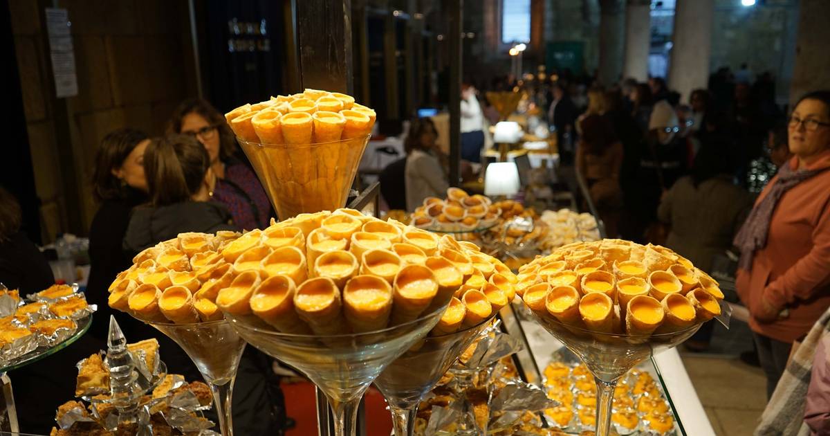 Com entrada livre, mostra em Alcobaça dá a provar mais de 300 doces e licores conventuais