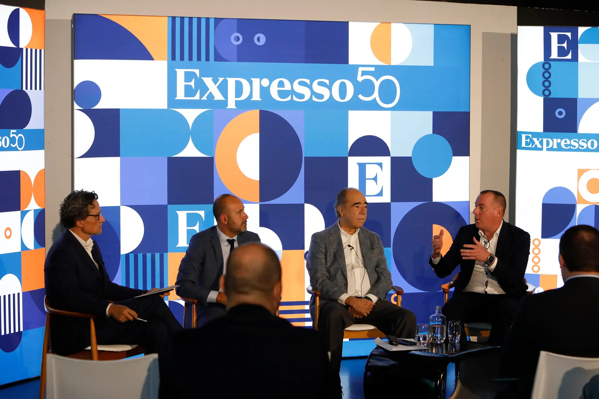 Conferência dos 50 anos do Expresso dedicada ao desenvolvimento económico da Madeira decorreu quarta-feira no Design Center Nini Andrade Silva no Funchal 