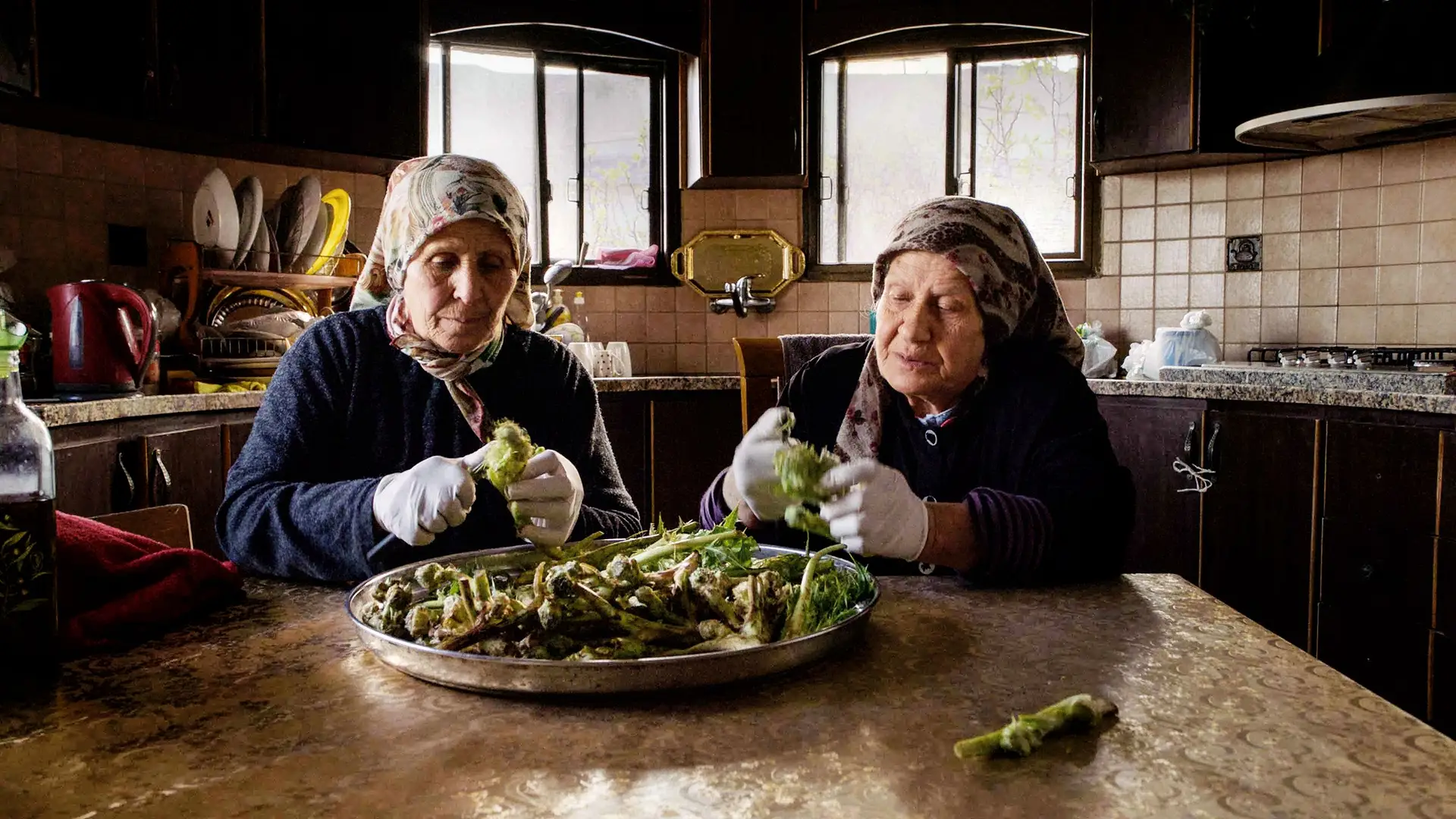 “Foragers”, de Jumana Manna, obra palestiniana de género híbrido, entre o documentário e a ficção