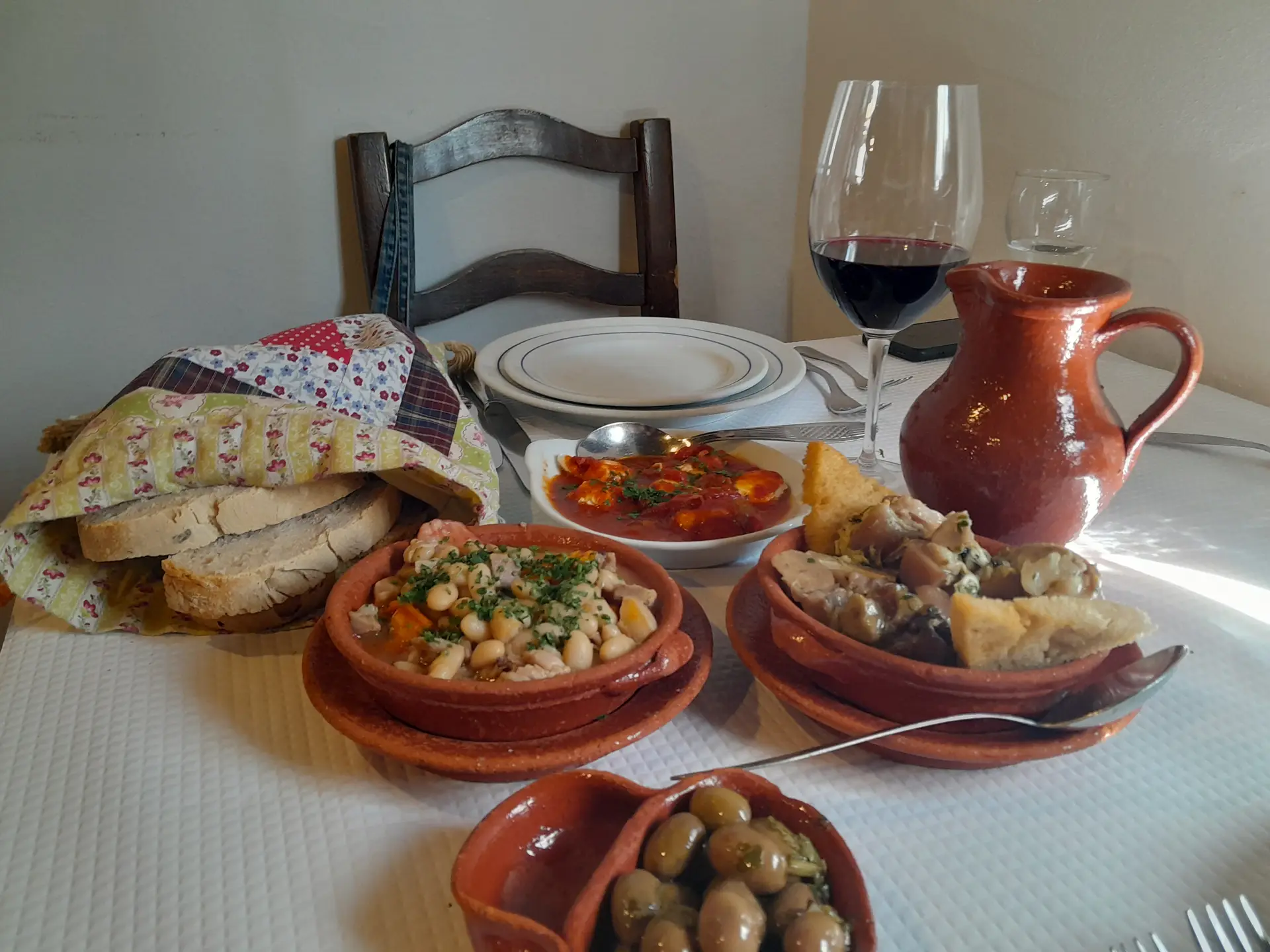 Ao ritmo do Alentejo, os petiscos obrigatórios para conhecer os sabores da região