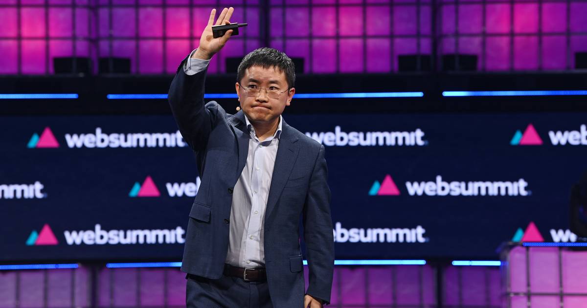 Líder da Alibaba.com aponta inteligência artificial como meio de globalização