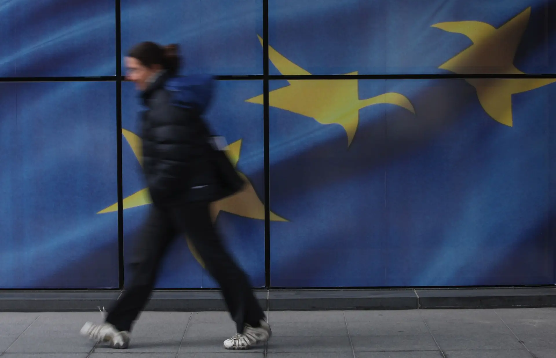 “O mundo está a mudar e não a favor da Europa”: relatório alerta para ameaça de múltiplas guerras e alianças