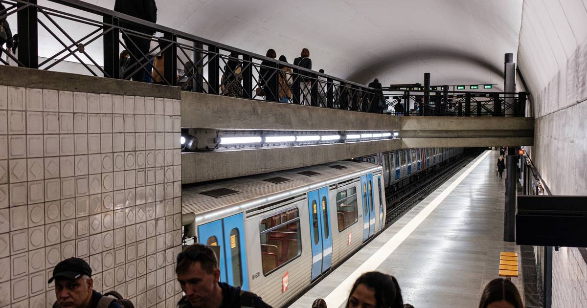 Passes em Lisboa ficam iguais em 2024, mas bilhetes do Metro aumentam 10%