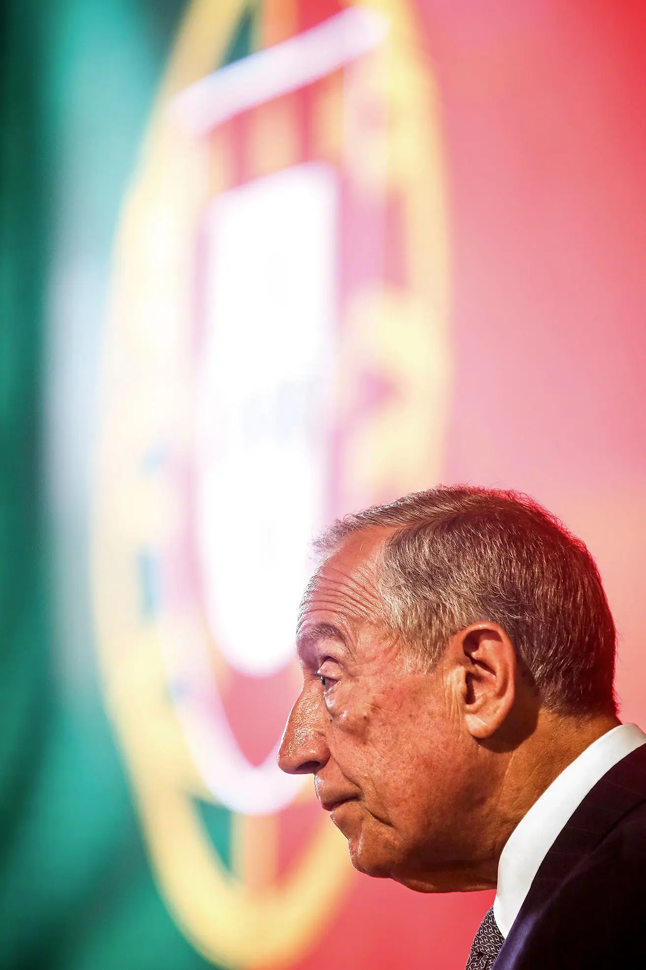 Incertezas, radicalismos e instabilidade. Presidente não antevê tempos fáceis