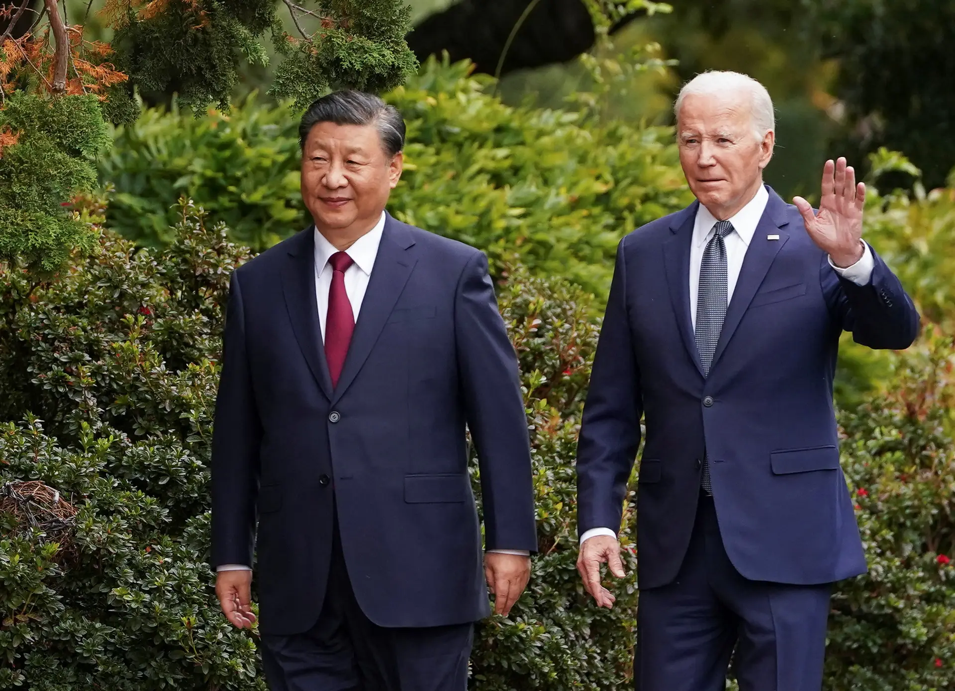 Os presidentes chinês, Xi Jinping, e norte-americano, Joe Biden.