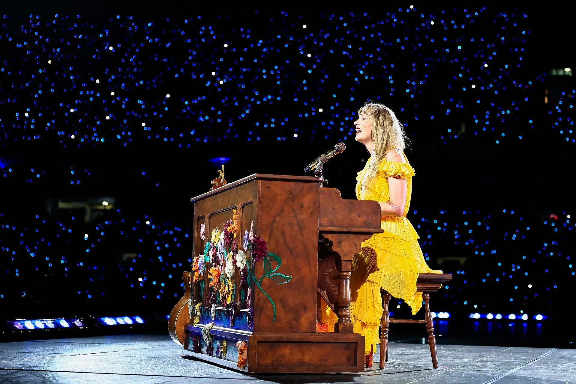 Taylor Swift encontrou-se com a família da jovem que morreu durante o seu concerto no Rio de Janeiro