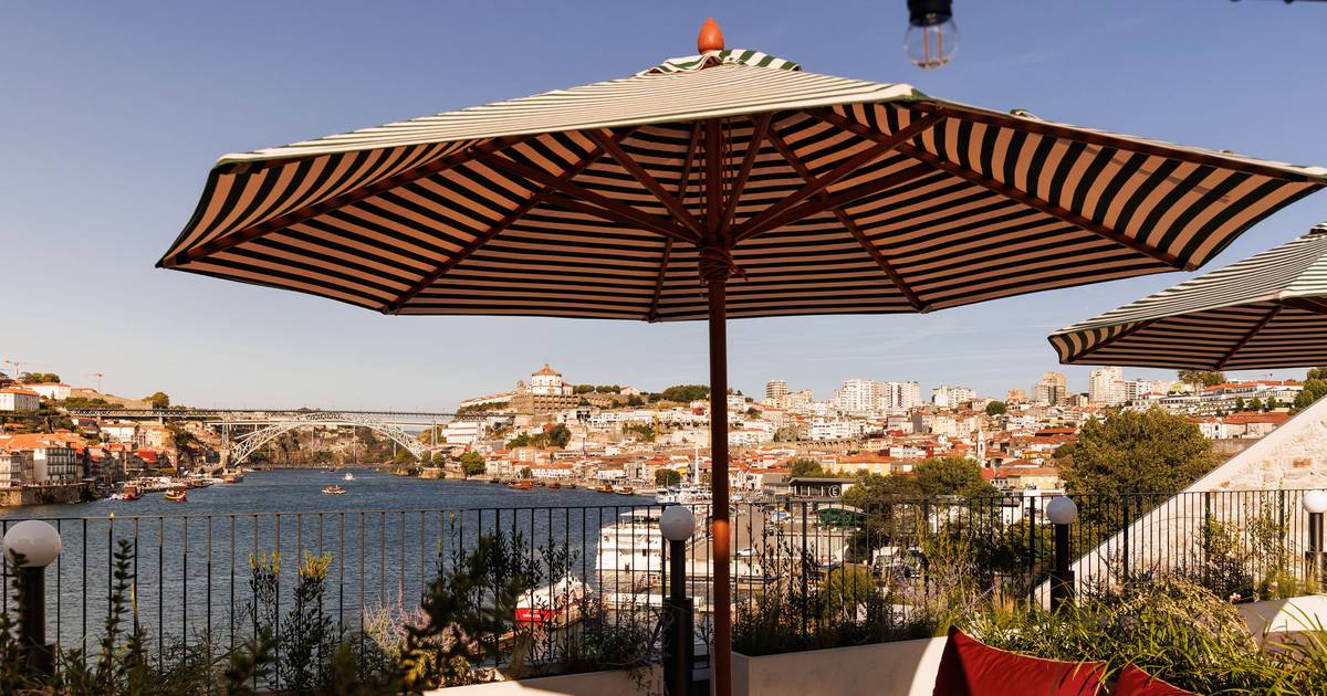 Neste rooftop com vista deslumbrante sobre o Porto servem-se as novas 7 Maravilhas do Mundo
