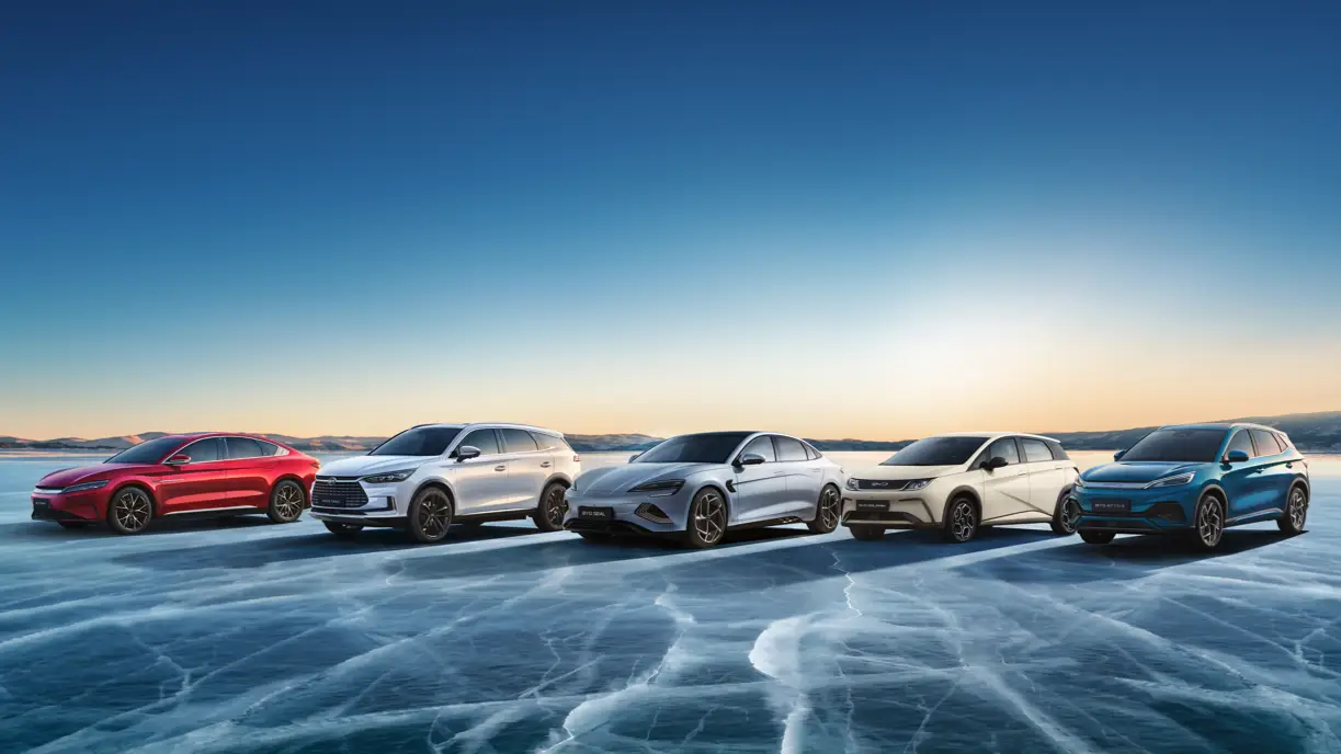 Bruxelas confirma penalização de carros chineses: BYD, Geely e SAIC enfrentam tarifas até 37,6%