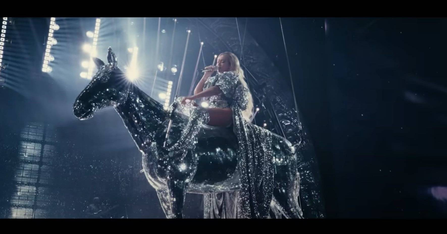Beyoncé divulga último ‘trailer’ para o filme-concerto “Renaissance”. E ...