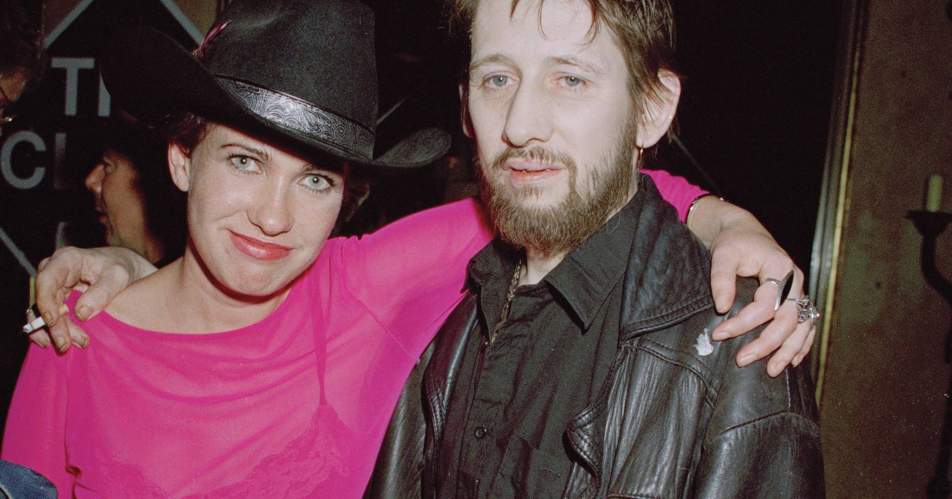 Shane Macgowan (pogues) Teve Alta Do Hospital E A Sua Mulher Assinalou 