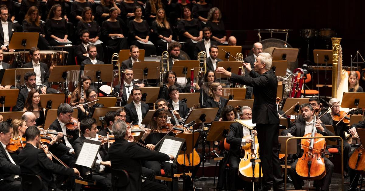 A grande estreia de Hannu Lintu como maestro titular da Orquestra Gulbenkian: um concerto para a História (que pode ver aqui)