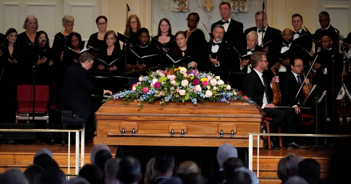 EUA prestam última homenagem à ex-primeira-dama Rosalynn Carter
