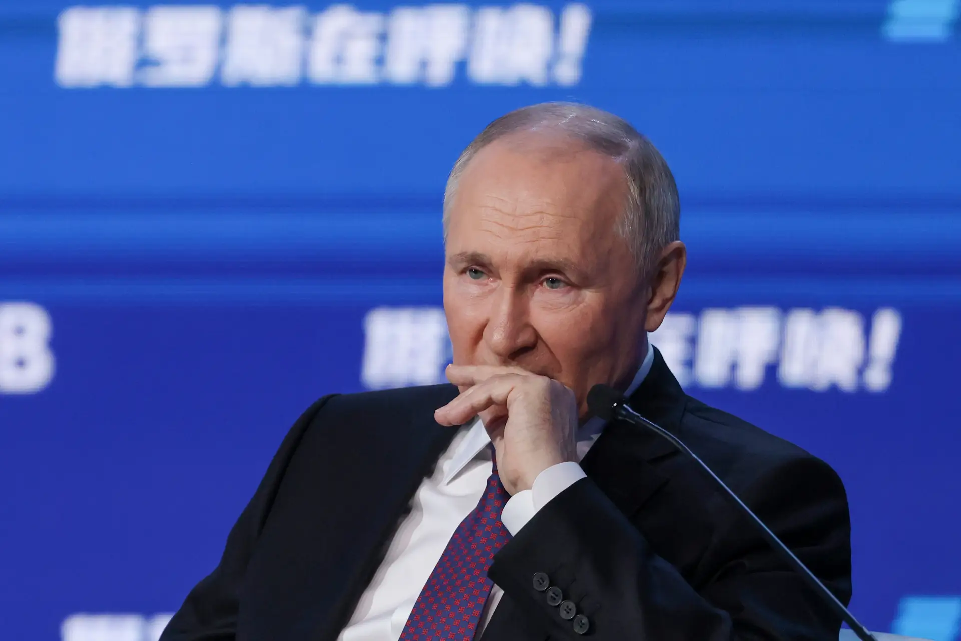 Vladimir Putin anunciou que está na corrida