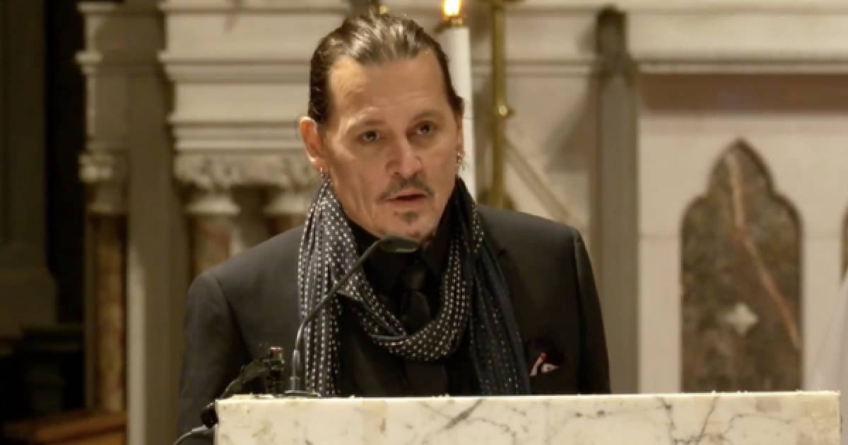Funeral de Shane MacGowan: Johnny Depp discursa e homenageia o “maestro” dos Pogues