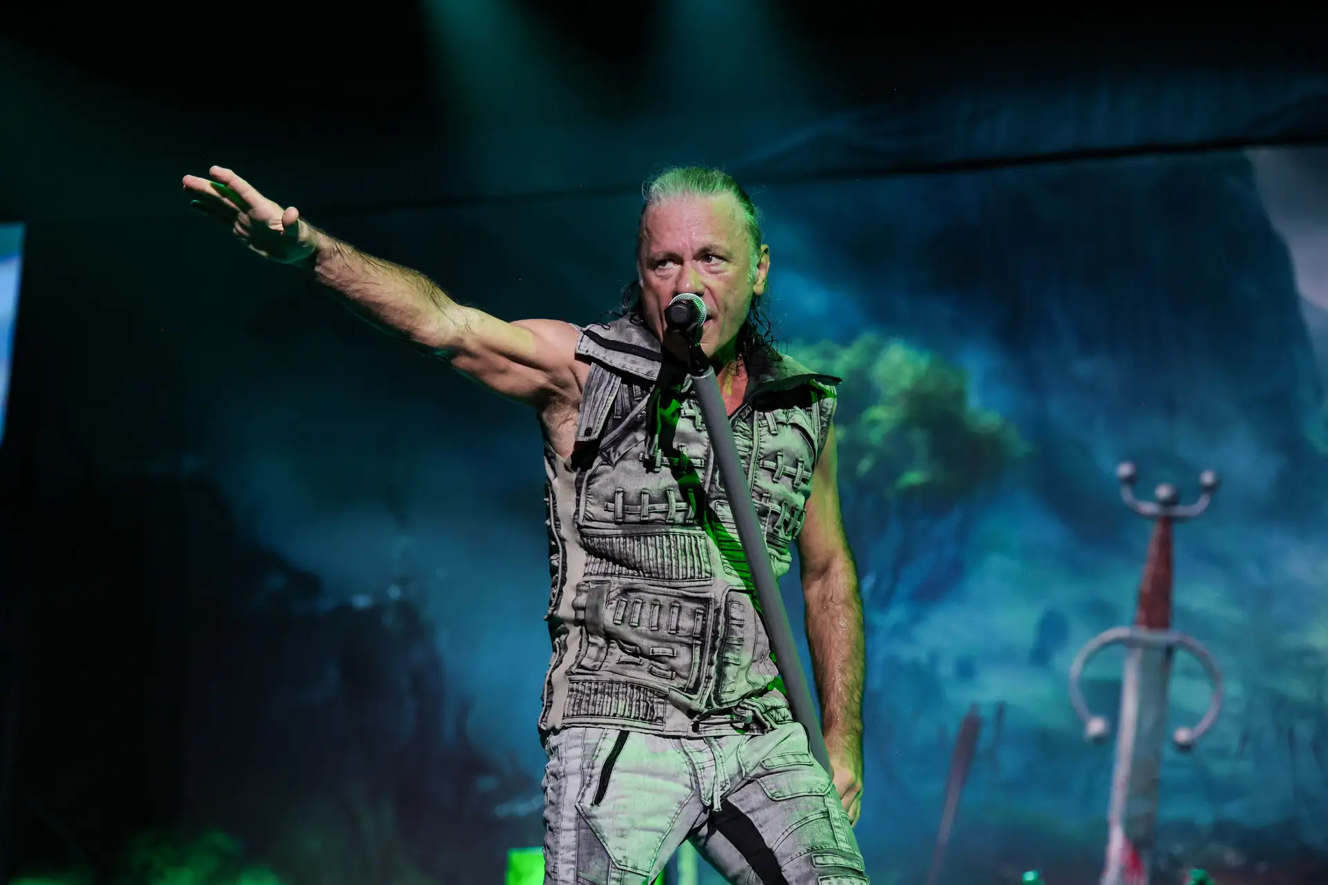 “Nem pensem que vamos transformar os Iron Maiden numa Disneylândia. Temos de ser reais a 100%”