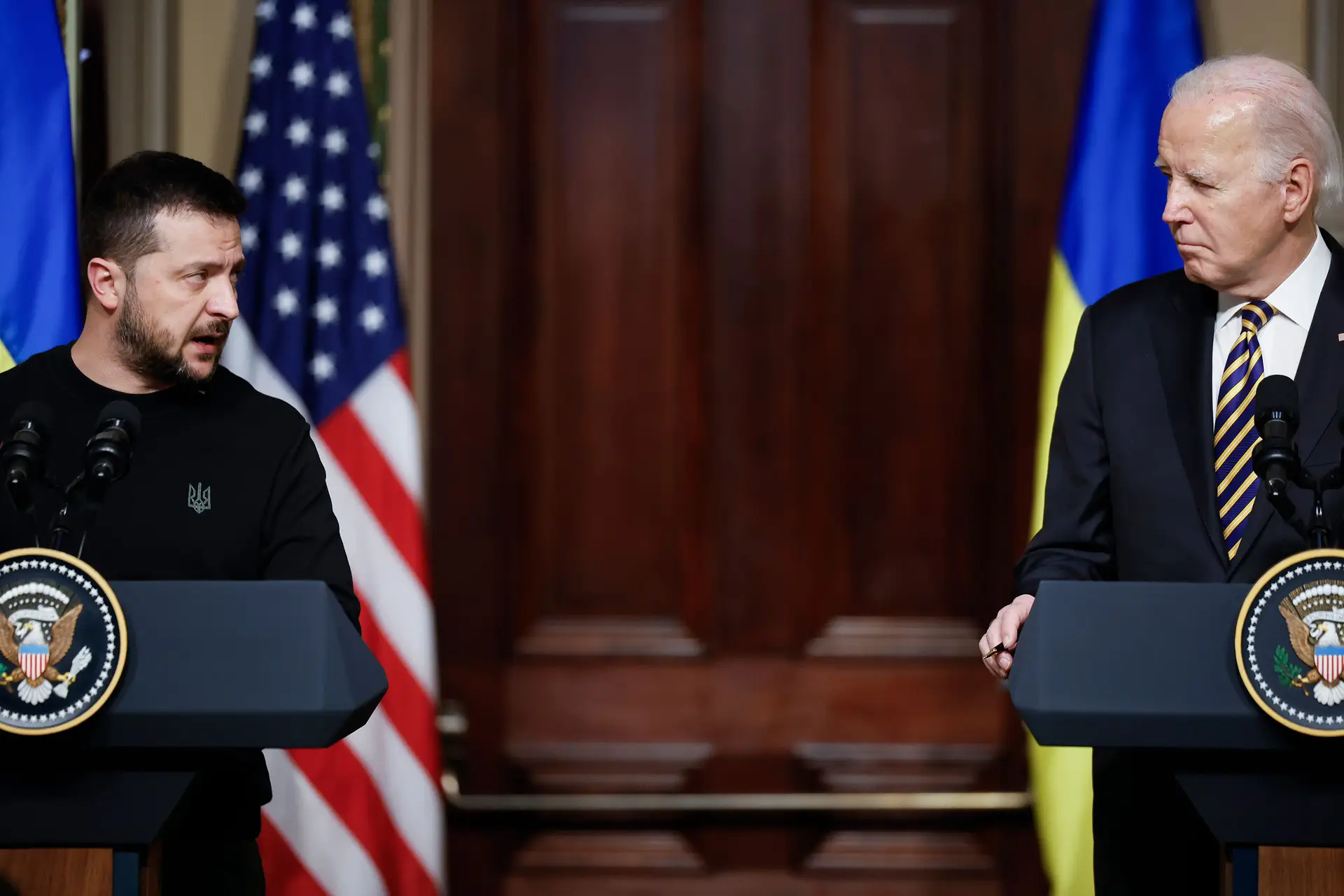 Volodymyr Zelensky e Joe Biden na Casa Branca, no dia 12 de dezembro