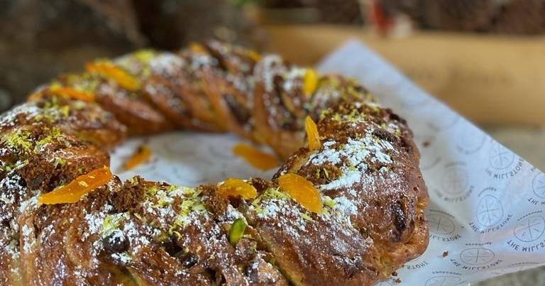 Rico em sabores familiares, que seja Mago, o bolo que adoça a mesa de Natal