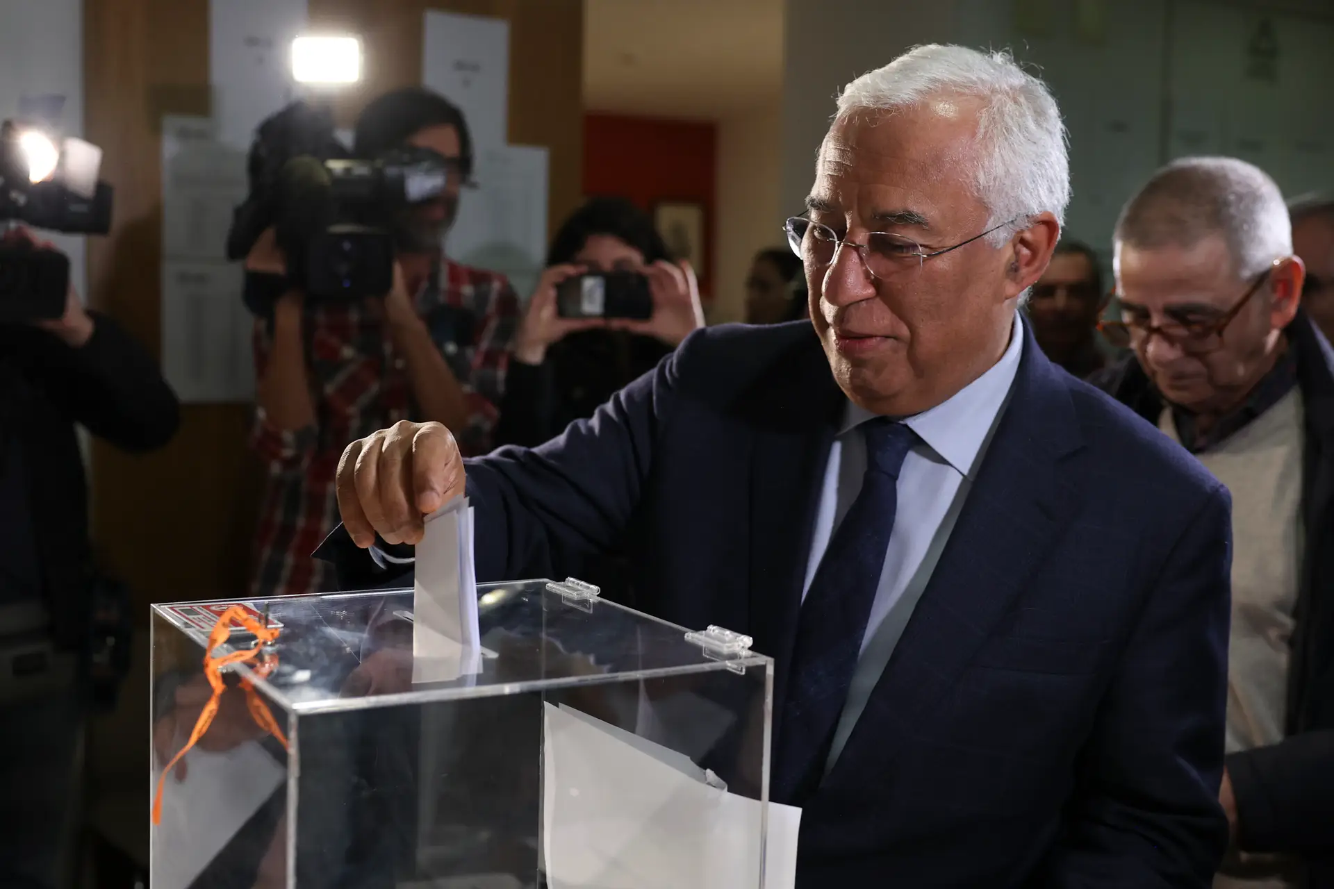 Diretas no PS: mais de 16 mil militantes votaram na sexta-feira