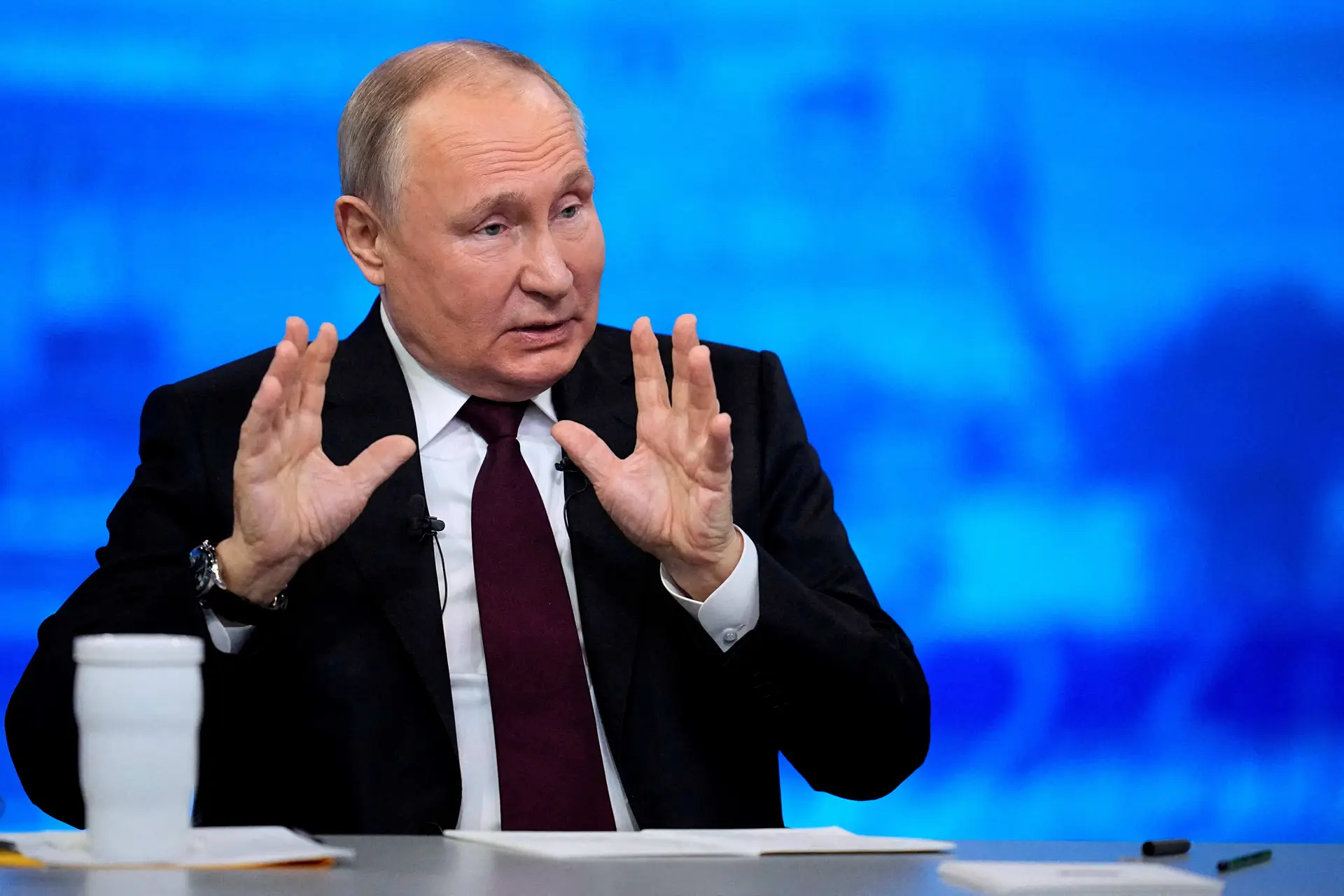 Putin garante em mensagem de Ano Novo que a Rússia nunca recuará