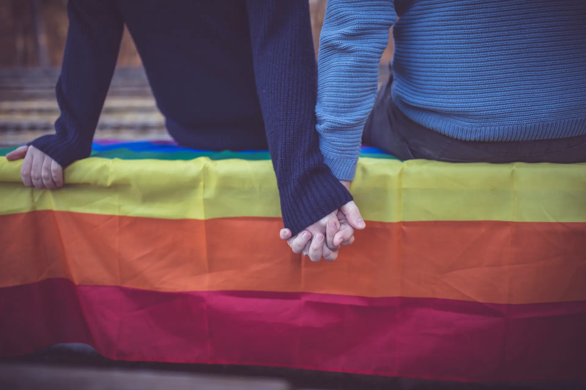 Pessoas LGBTI representam quase metade da população sem-abrigo na Europa e um terço passou por situação de sem-abrigo