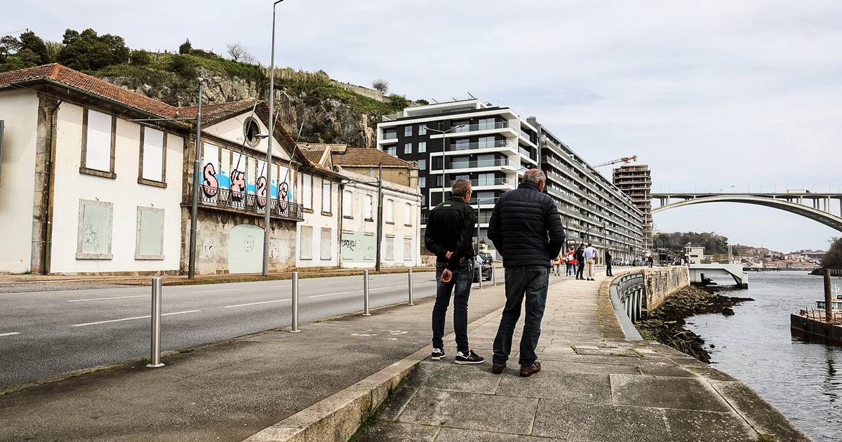 Família de joalheiro David Rosas divide com MCaetano investimento no Porto