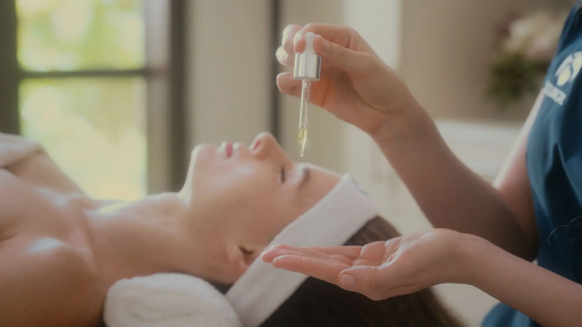 O retinol ressurge redesenhado, posicionando-se como seguro e eficaz nas rugas e sinais de envelhecimento