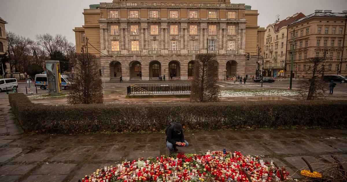 Atirador de Praga confessou ter matado bebé e respetivo pai antes do ataque a universidade