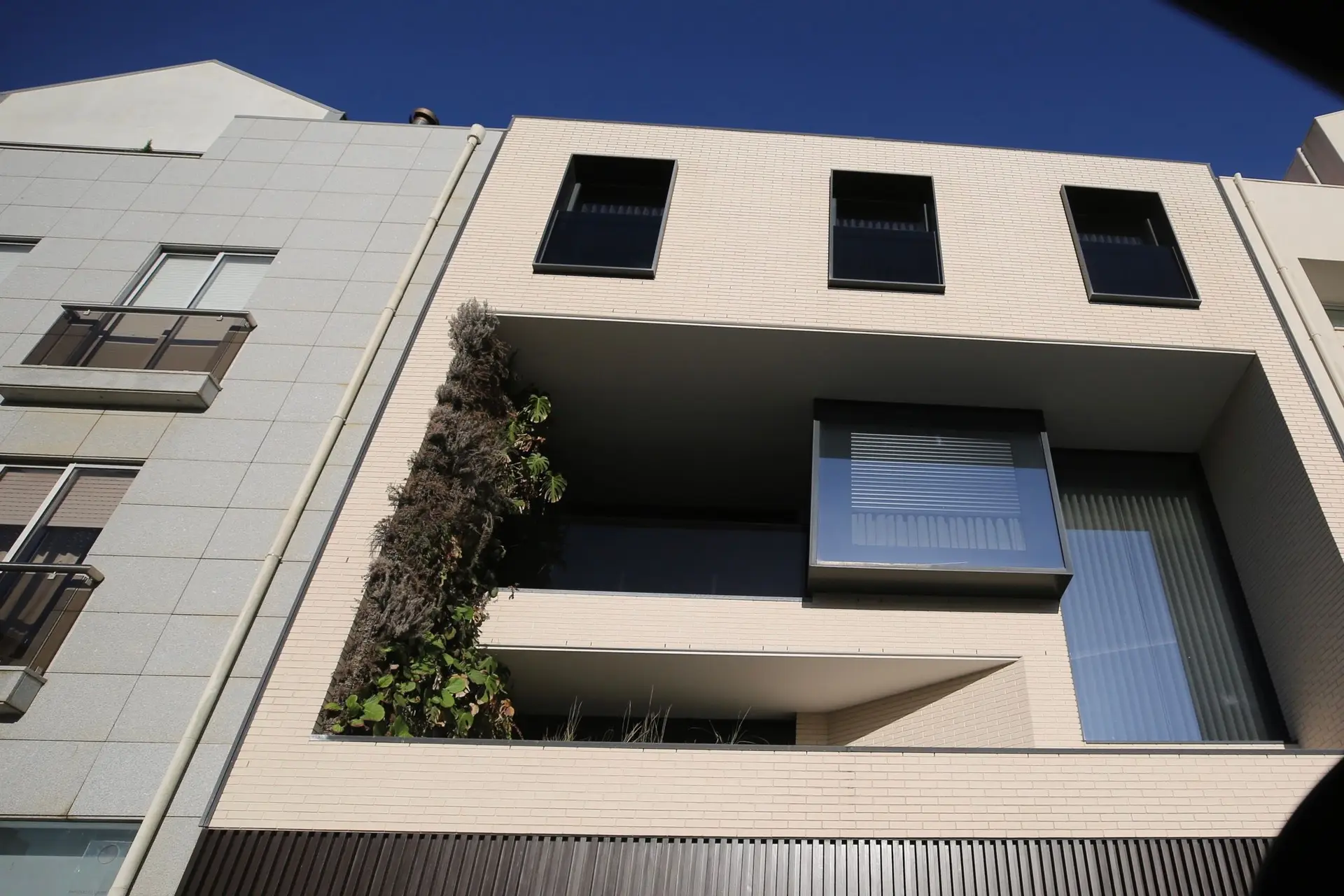 IVA da casa do PM foi pago segundo a “legislação em vigor”