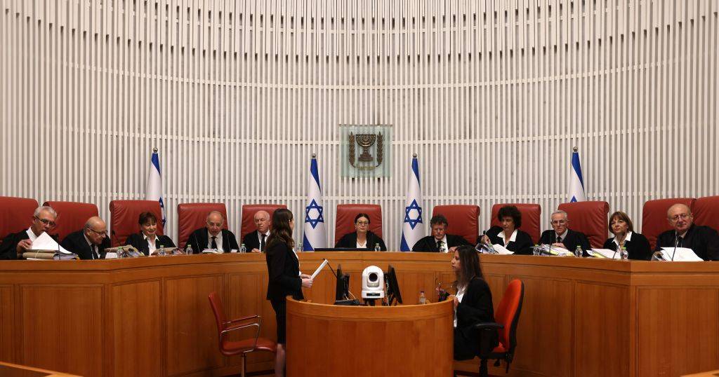 Supremo Tribunal de Israel revoga alteração à lei que originou megamanifestações de protesto