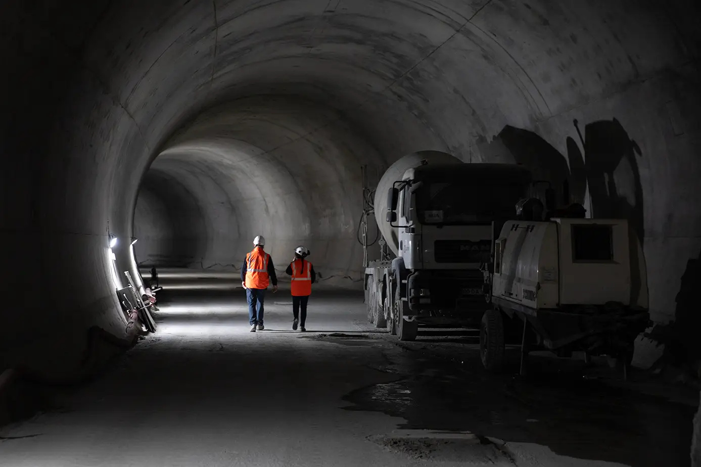 Futura estação de metro de Santos, em Lisboa, já está ligada à linha que vem do Rato e abre em 2025