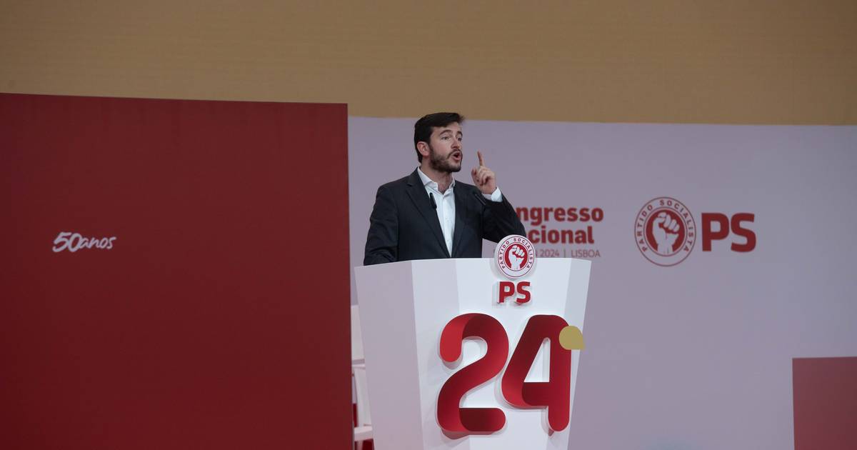 Dirigentes do PS pressionam Carneiro para abandonar a política reativa dos “nims” e “ses” e “sacudir a imagem de parceiro” do Governo